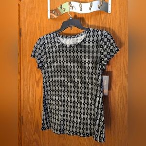 3/$40 NWT Daisy Fuentes Soft Capped Sleeve T-Shirt